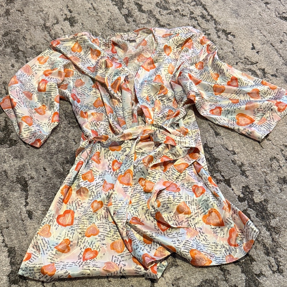 Gloria Vanderbilt Heart Print Robe